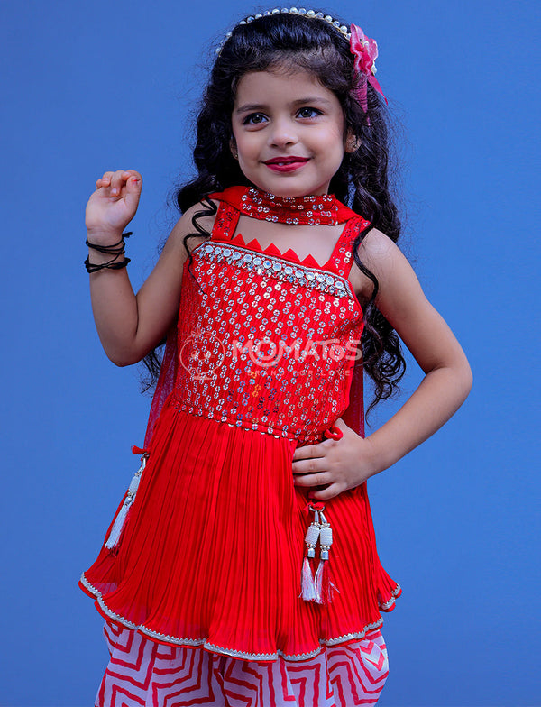 Discover the Rani Plazo Set for girls! 