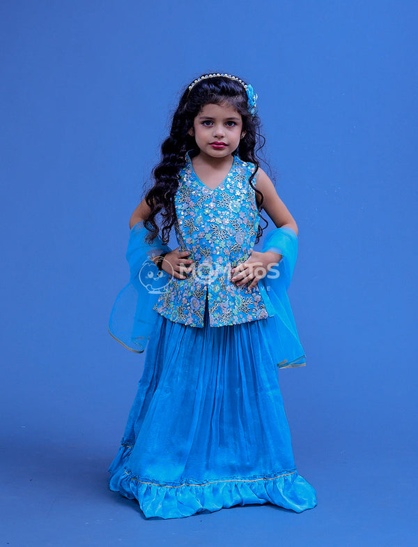 Green Choli Set For Girl
