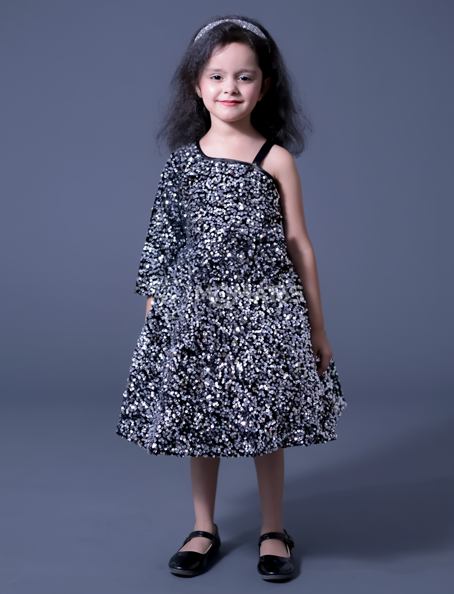 Black Frock For Girl Main image