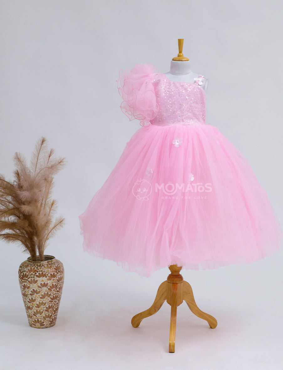 Elegant Pink Layered Party Gown Main image