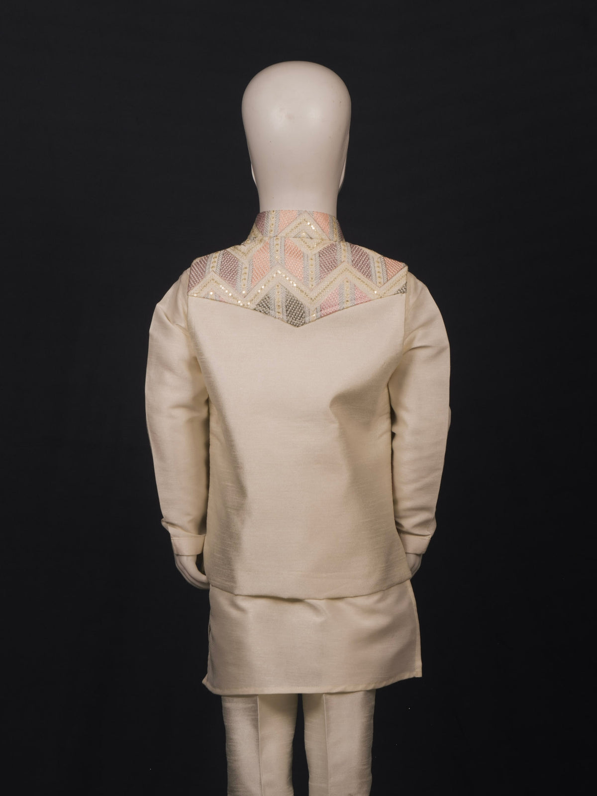 Cream Multi-Hue Zig-Zag Kurta Pyjama Set